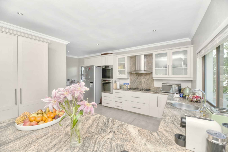 4 Bedroom Property for Sale in Hermanus Heights Western Cape